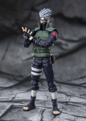 S.H. Figuarts Naruto: Shippuden Kakashi Hatake - Famed Sharingan Hero - Action Figure Limited Product