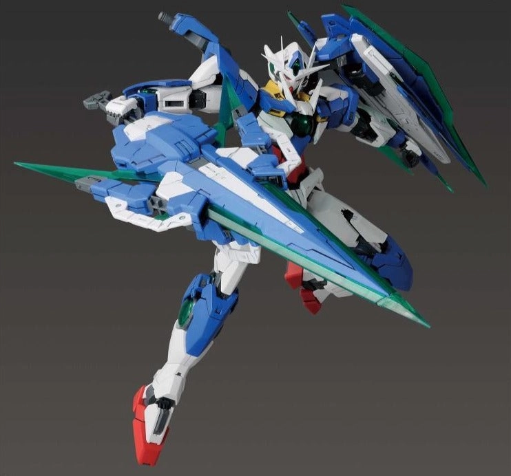 Gundam 1/100 MG 00 OO Battlefield Record GNT-0000/FS 00 Qan[T] (Quanta) Full Saber Model Kit Chrome Plated Worldwide Fanbase