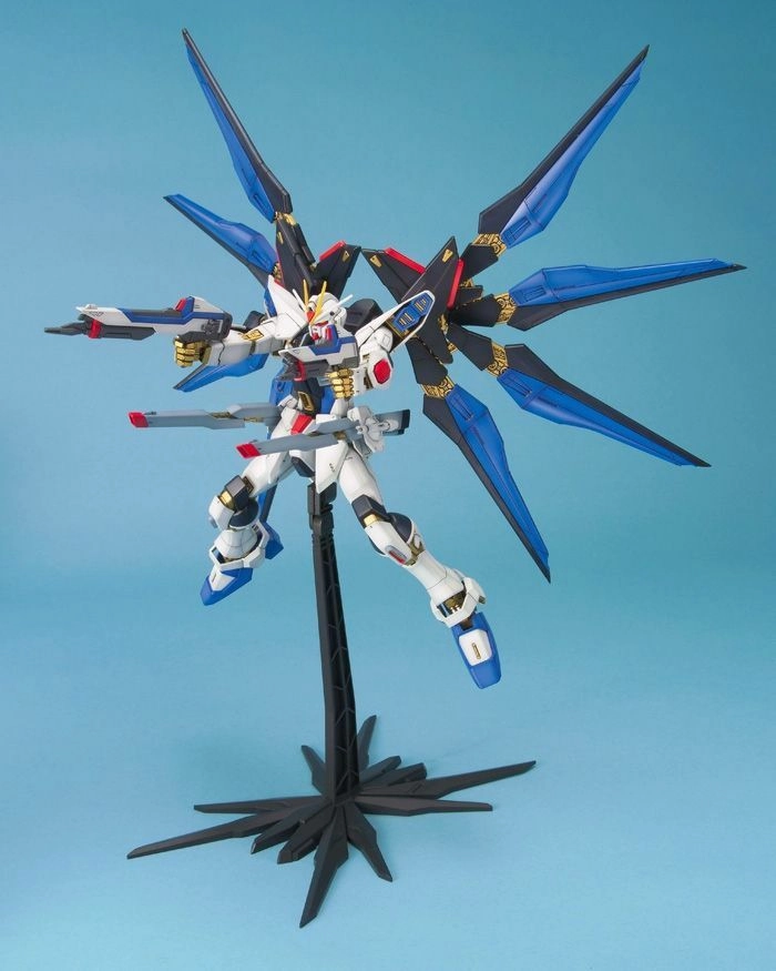 Gundam 1/100 MG Seed Destiny ZGMF-X20A Strike Freedom Gundam Model Kit Dinosaur Replica