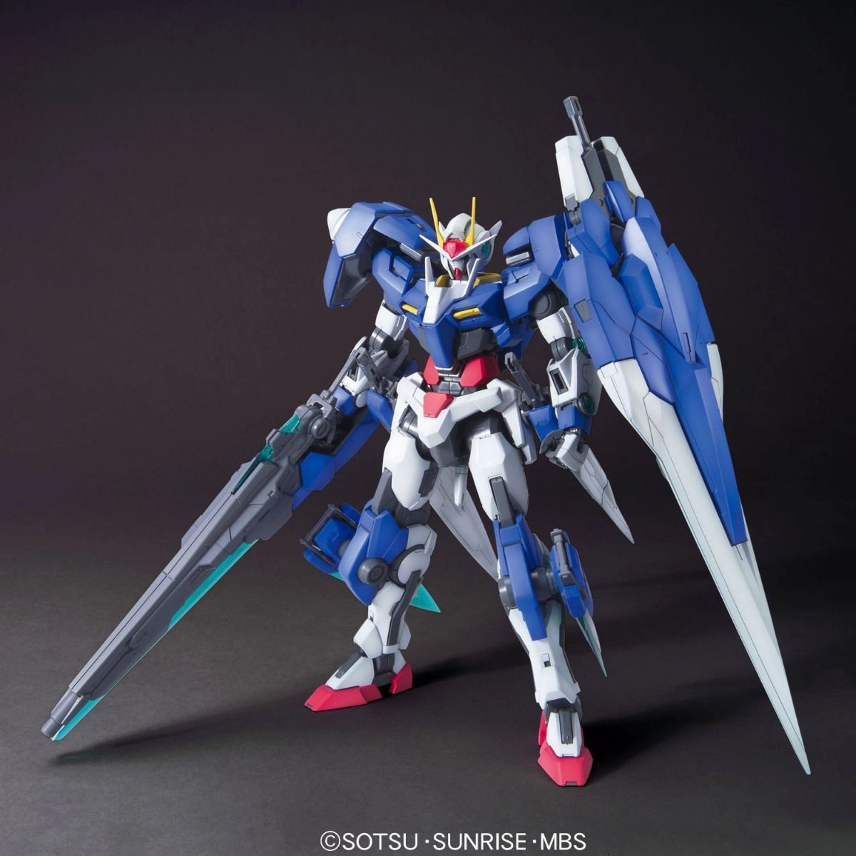 Battle Statue Gundam 1/100 MG 00 OO Gundam Seven Sword/G GN-0000GNHW/7SG Celestial Being Model Kit