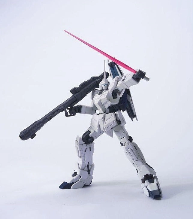 Gundam 1/144 HGUC #101 RX-0 Unicorn Gundam (Unicorn Mode) Model Kit Asian Art Role Playing