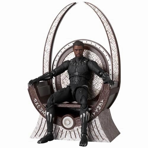 MAFEX "The Infinity Saga" Black Panther Ver. 1.5 Living room Mini Statue